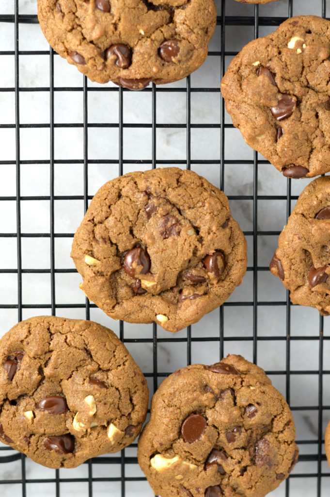 Mocha Cashew Cookies