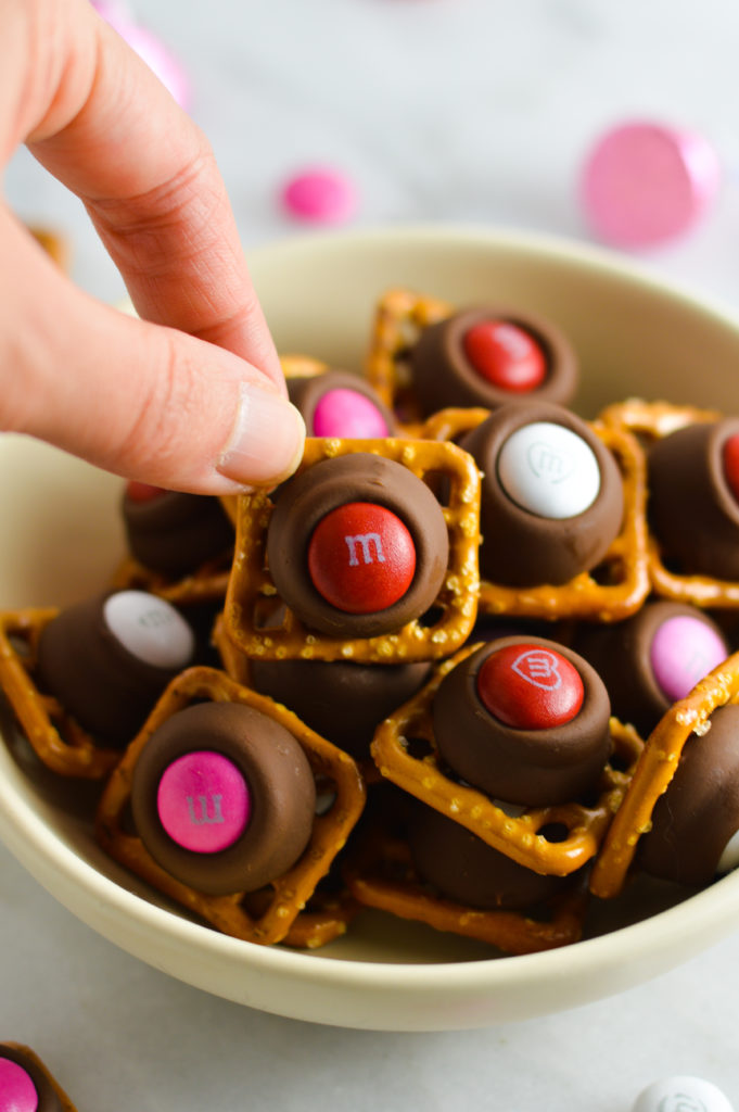 Valentine's Day Pretzel Bites