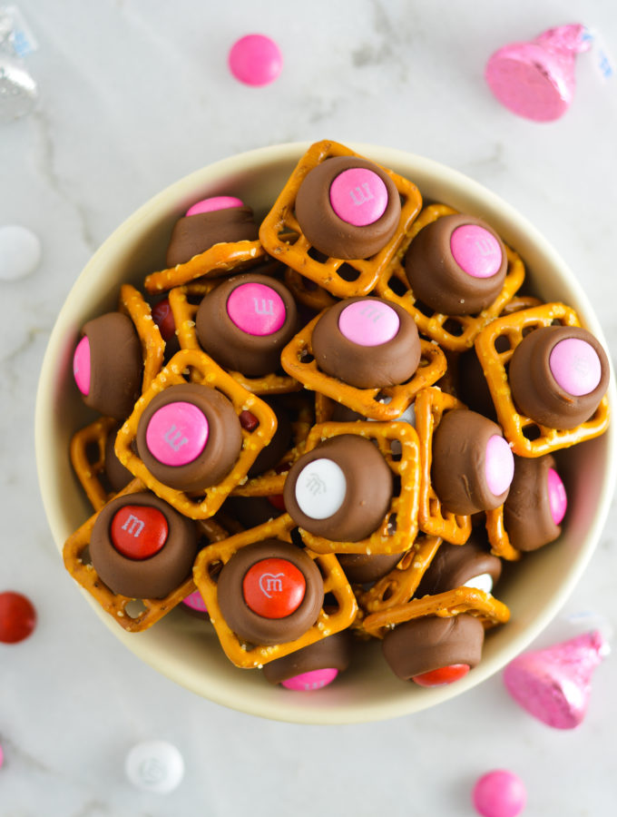 Valentine's Day Pretzel Bites