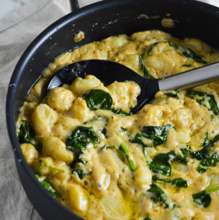 Cheesy Gnocchi with Spinach