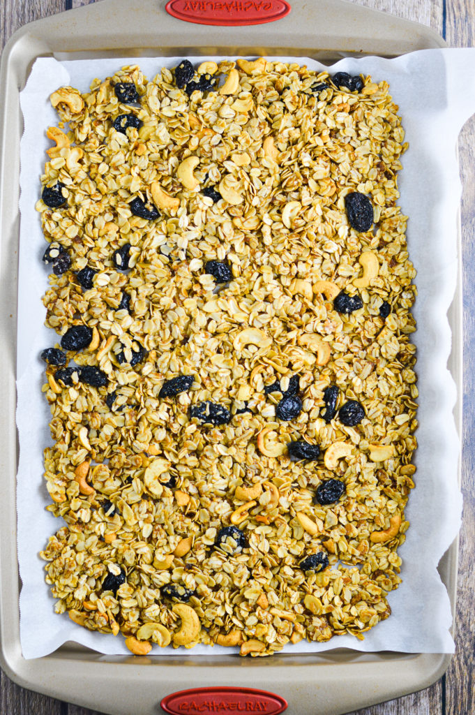 Cashew Vanilla Granola