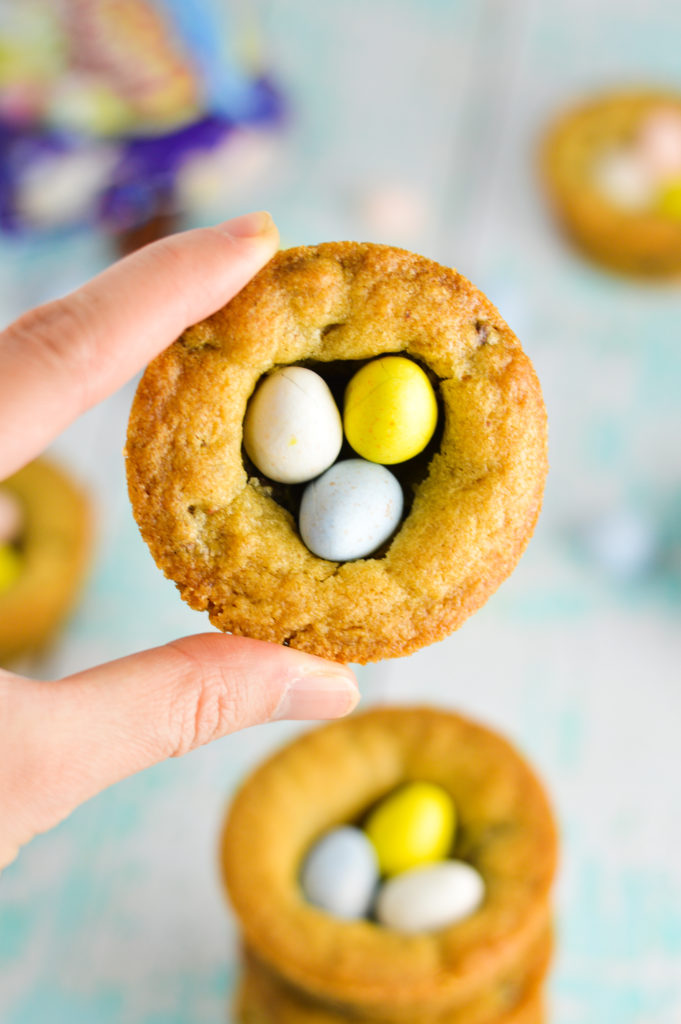 Easter Egg Chocolate Chip Cookie Cups