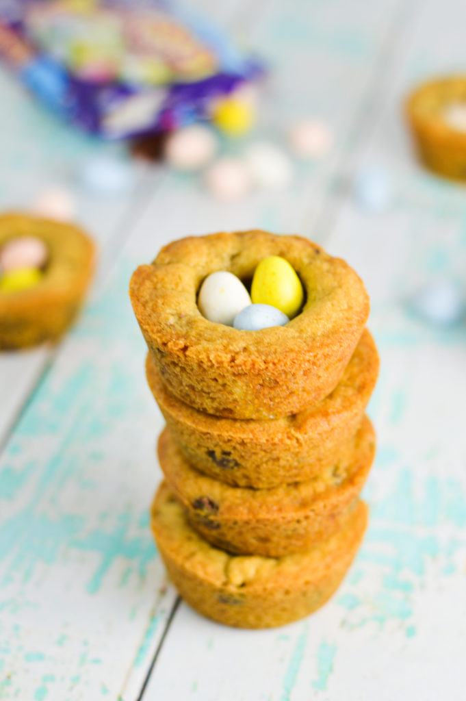 Easter Egg Chocolate Chip Cookie Cups