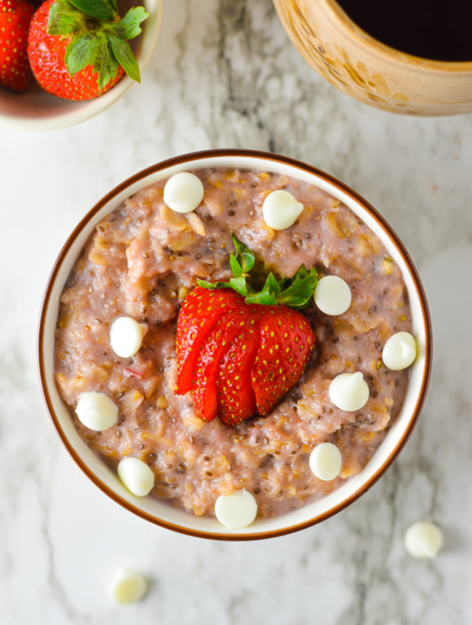 Strawberry White Hot Chocolate Oatmeal