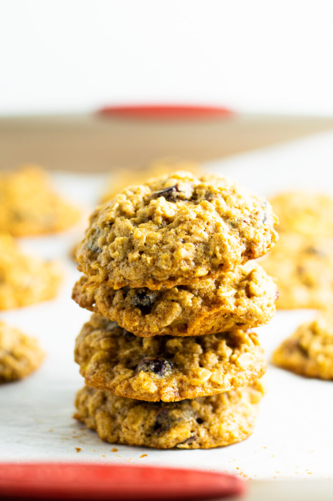 Apple and Raisin Oatmeal Cookies