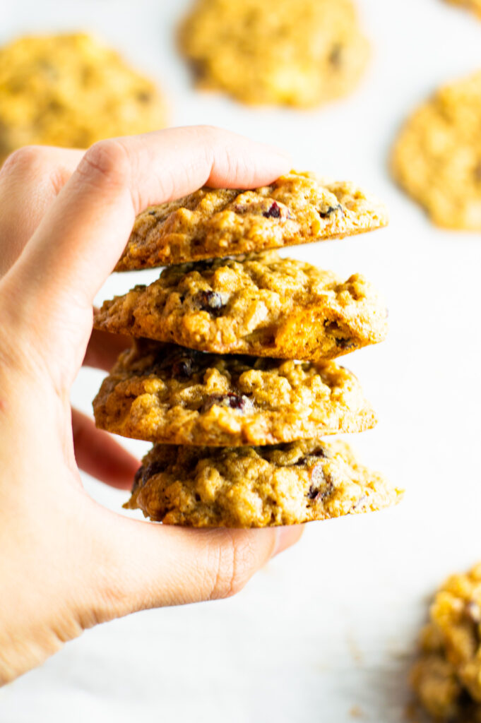 Apple and Raisin Oatmeal Cookies