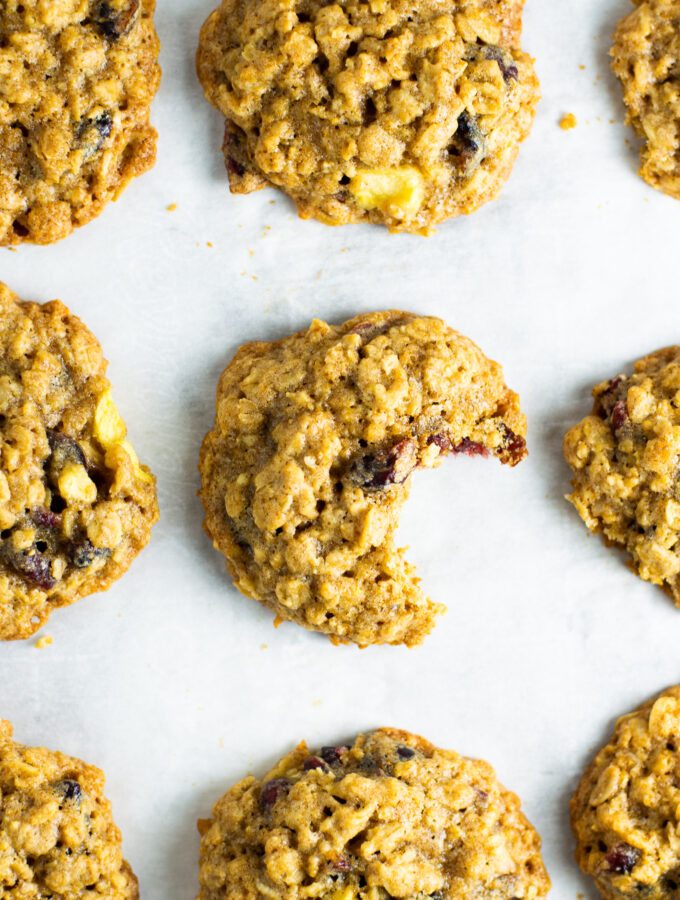 Apple and Raisin Oatmeal Cookies