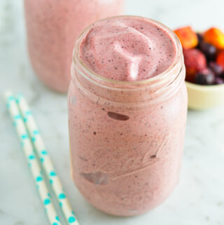 Mango Berry Smoothie