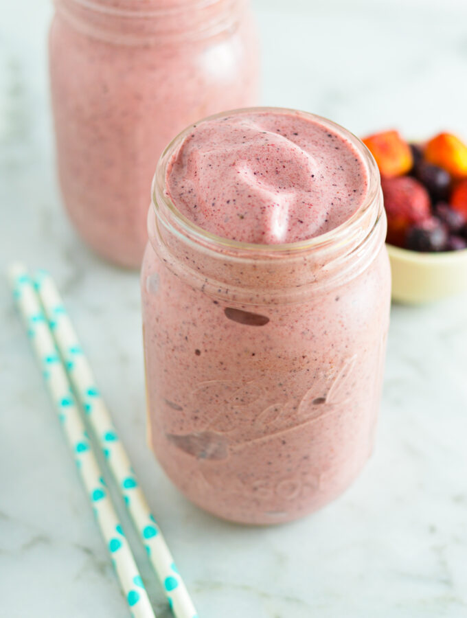 Mango Berry Smoothie