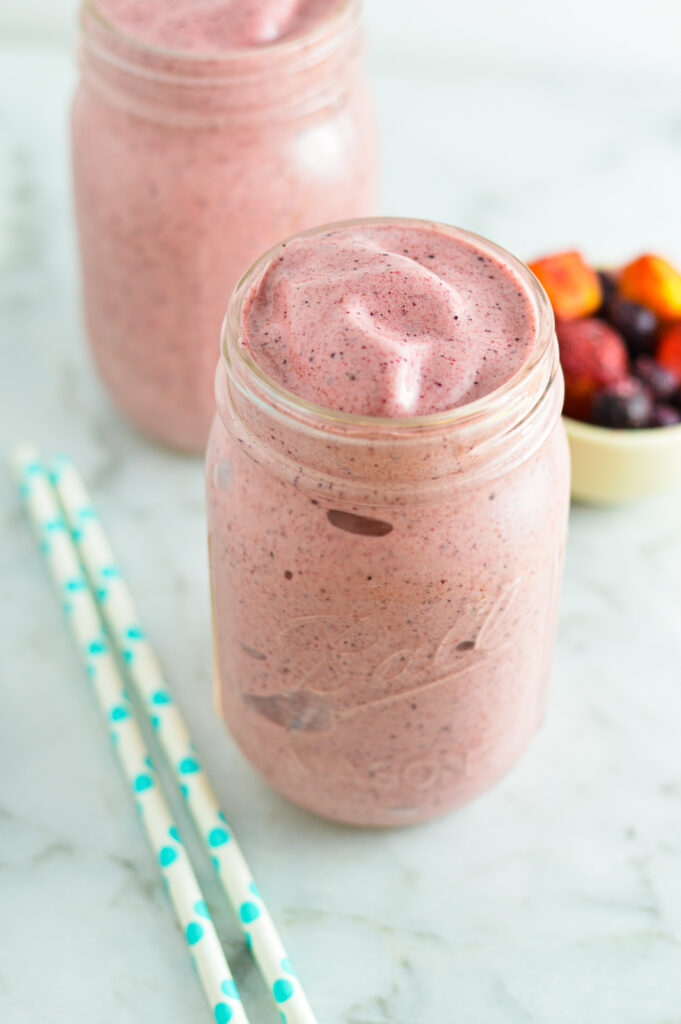 Mango Berry Smoothie