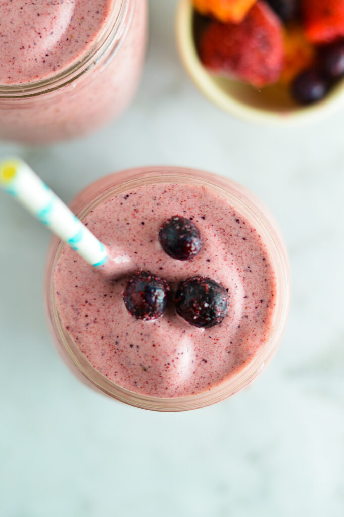 Mango Berry Smoothie