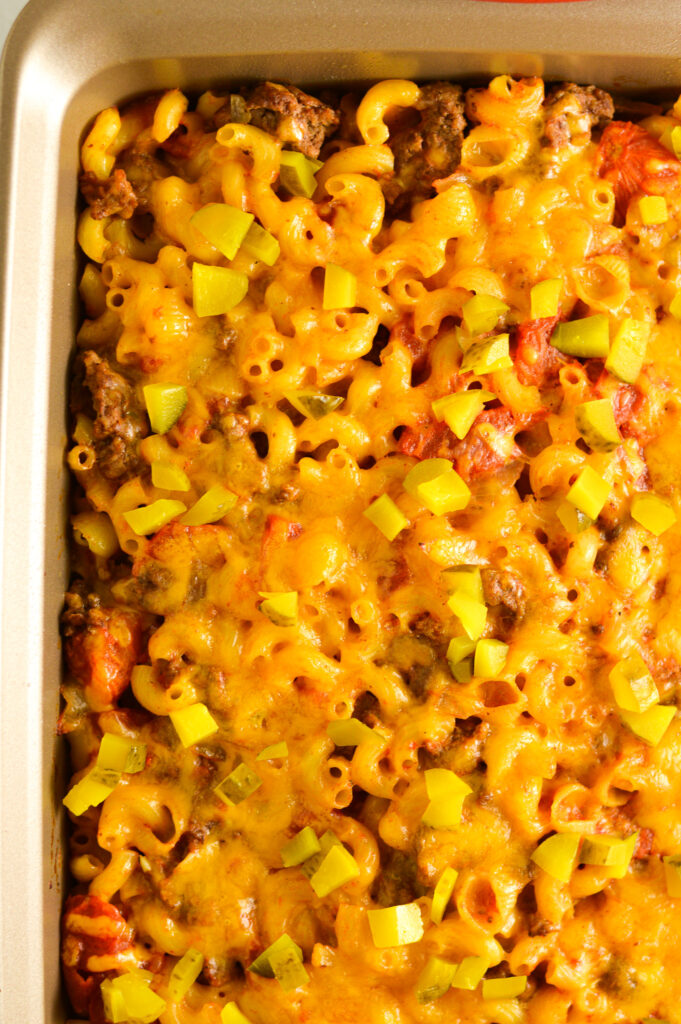 Cheeseburger Macaroni and Cheese Casserole