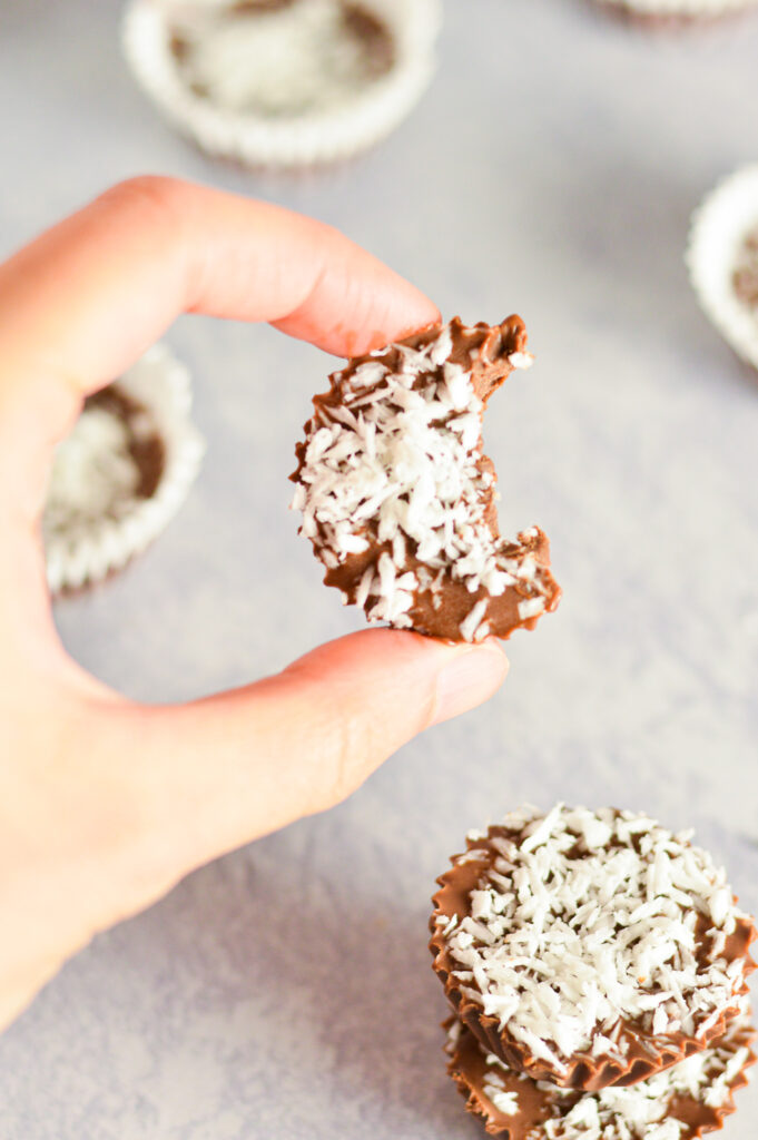 Coconut Mini Nutella Cups