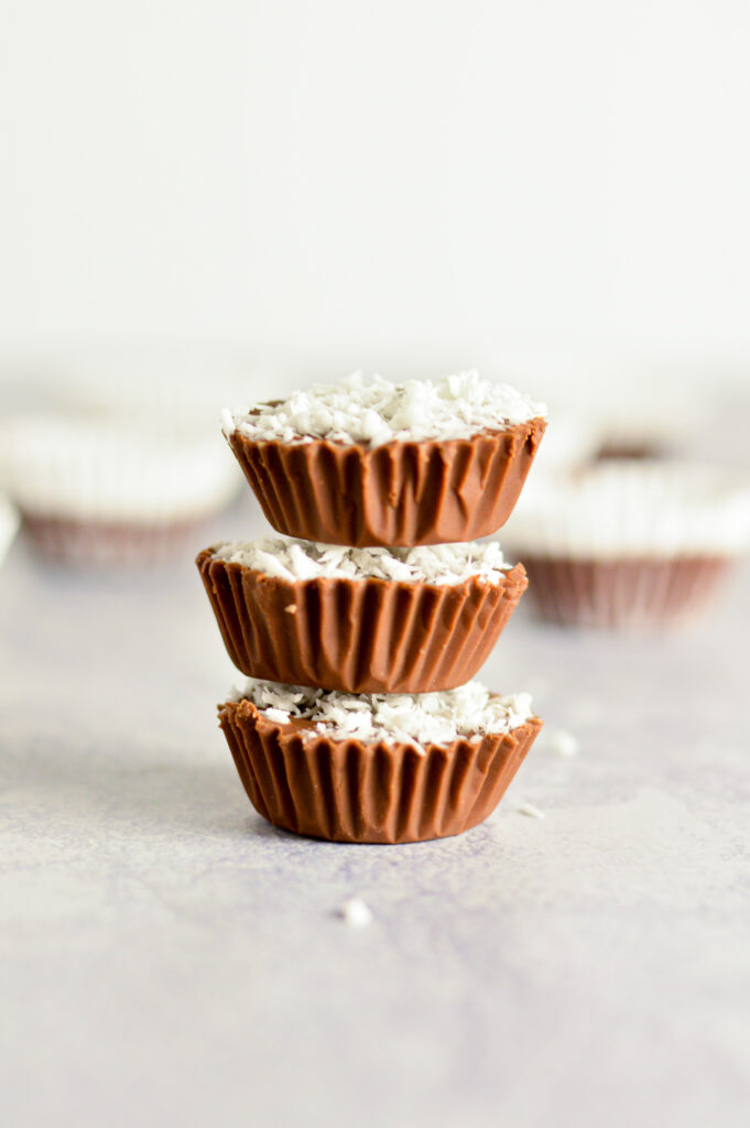 Coconut Mini Nutella Cups