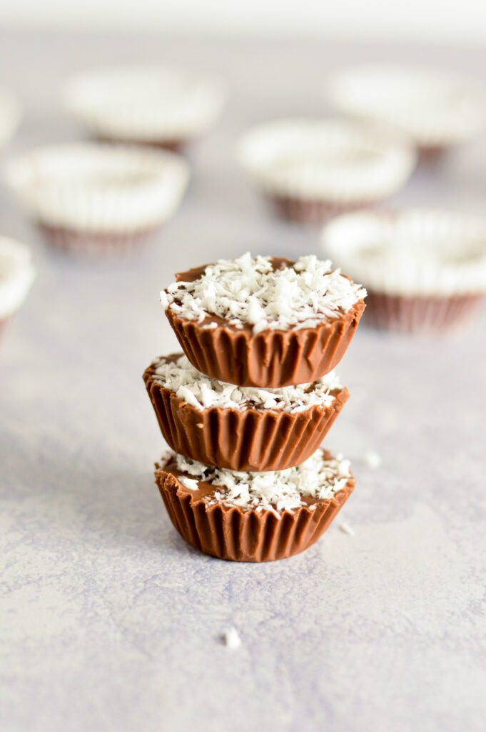 Coconut Mini Nutella Cups