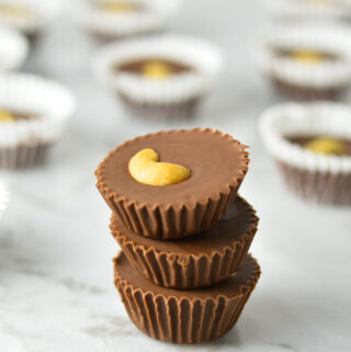 Cashew Mini Nutella Cups