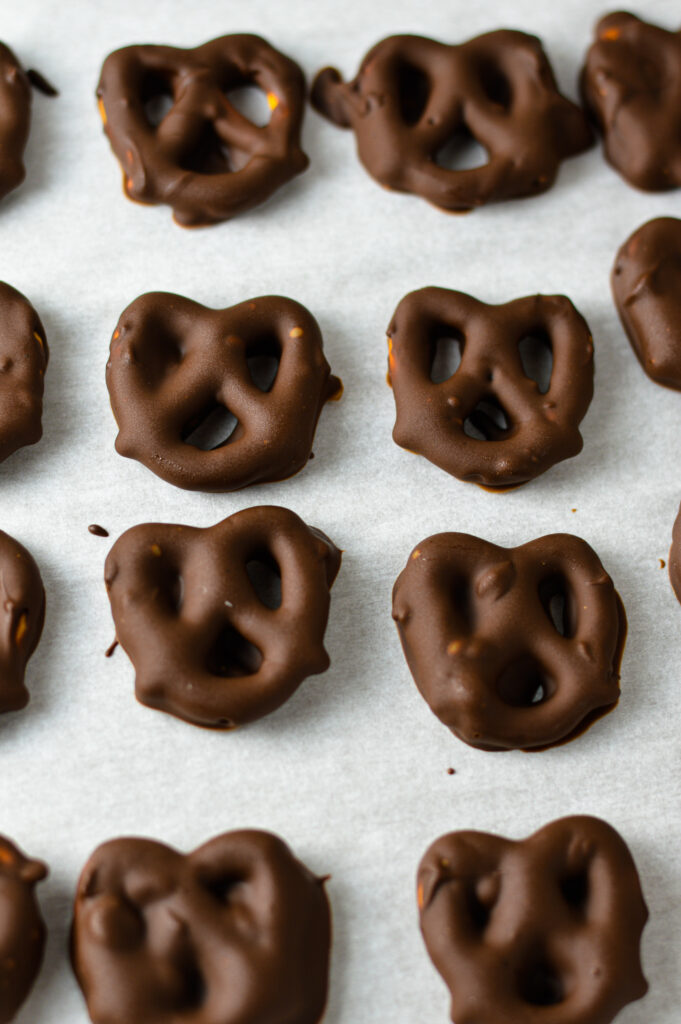 Chocolate Pretzels