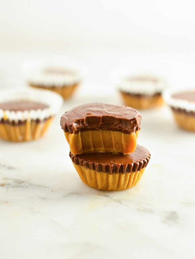 Mini Peanut Butter Nutella Cups