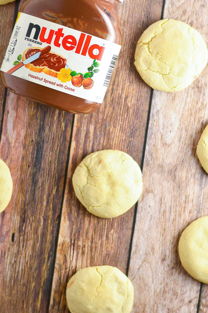 Nutella Stuffed Cookies