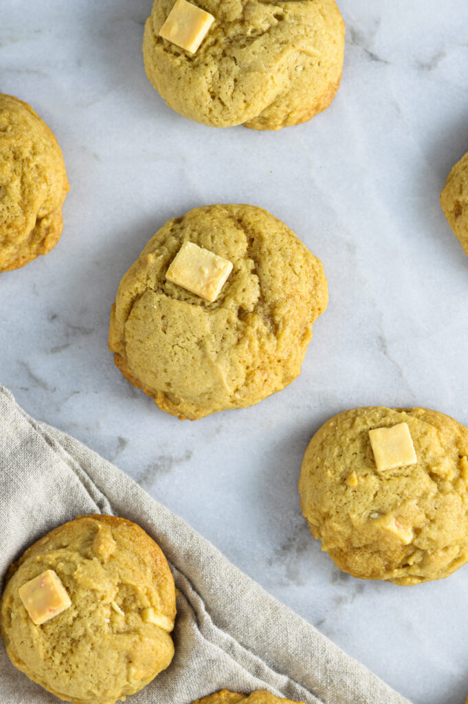 Chewy Peppermint Chunk Cookies