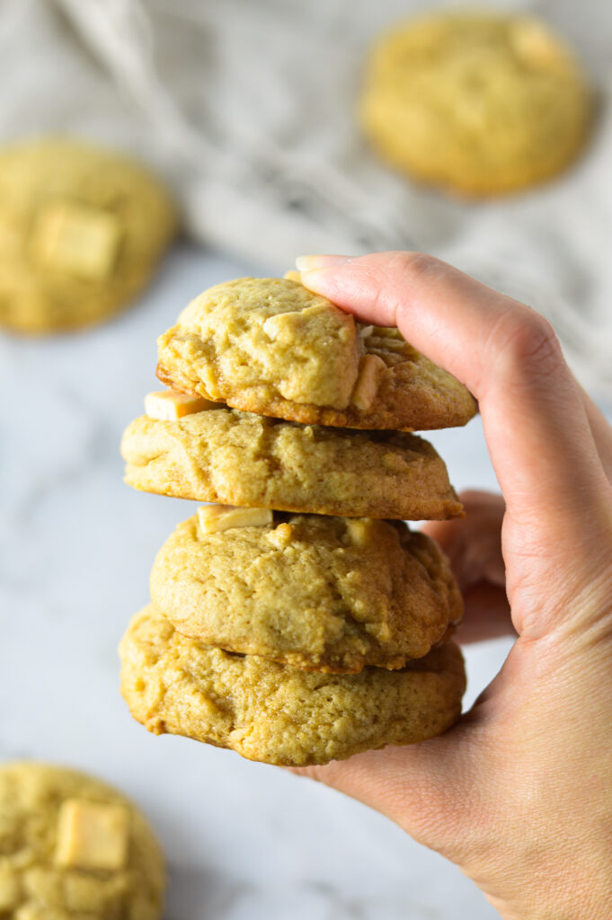 Chewy Peppermint Chunk Cookies