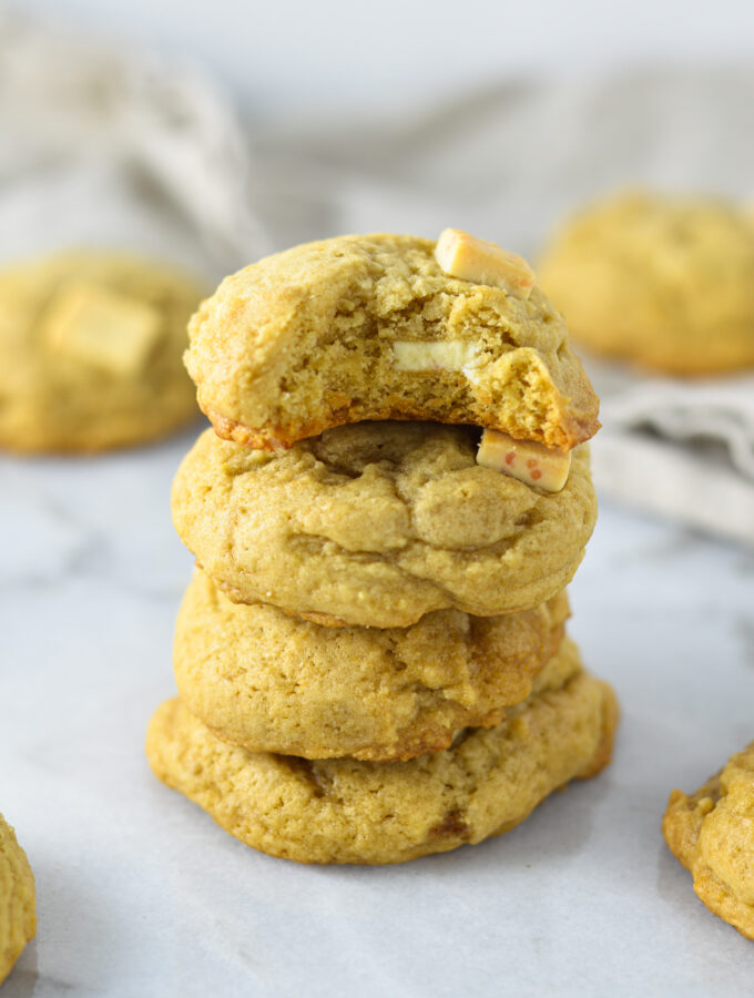 Chewy Peppermint Chunk Cookies