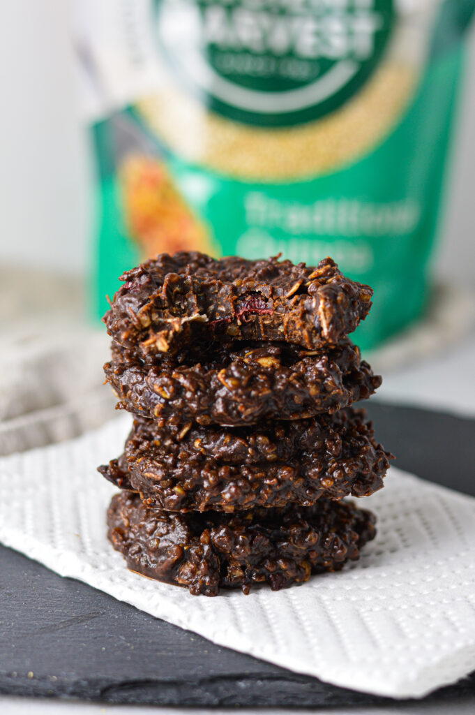 No Bake Cranberry Chocolate Quinoa Cookies