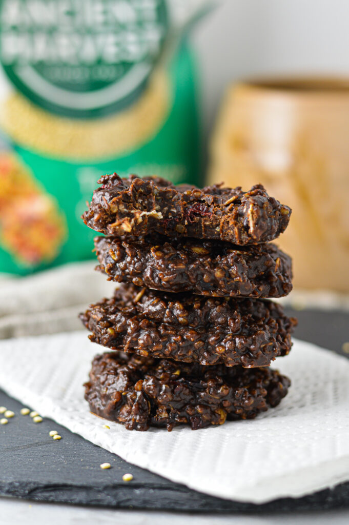 No Bake Cranberry Chocolate Quinoa Cookies