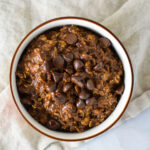 Healthy Mint Chocolate Chip Oatmeal