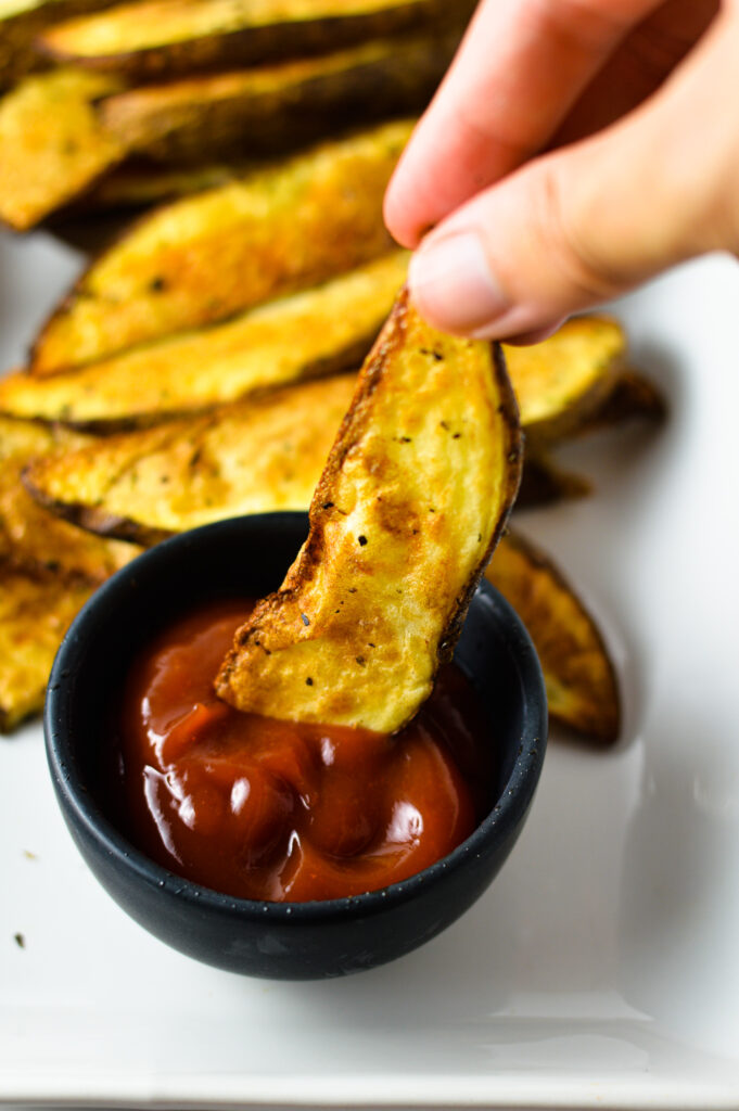 Air Fryer Potato Wedges