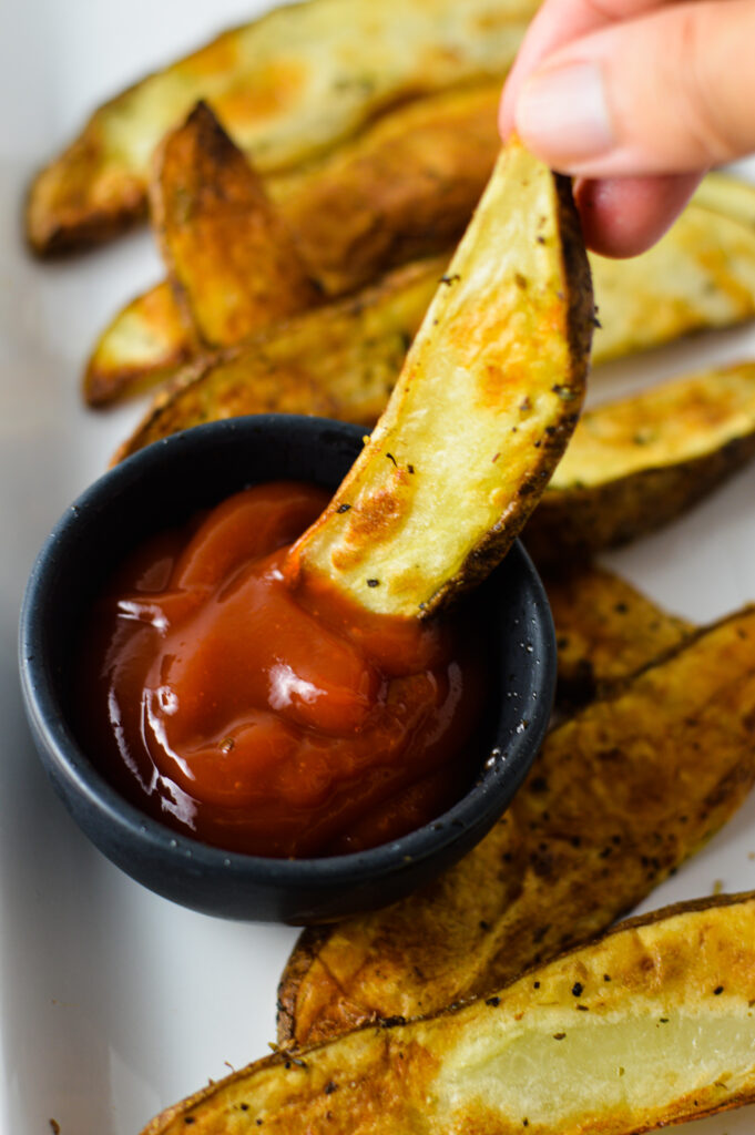 Air Fryer Potato Wedges