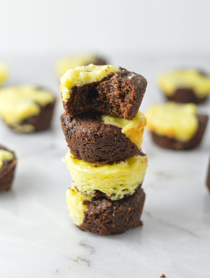 Cheesecake Brownie Bites