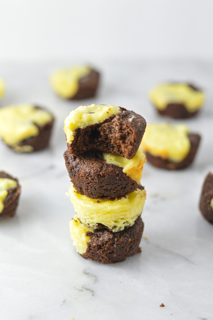 Cheesecake Brownie Bites