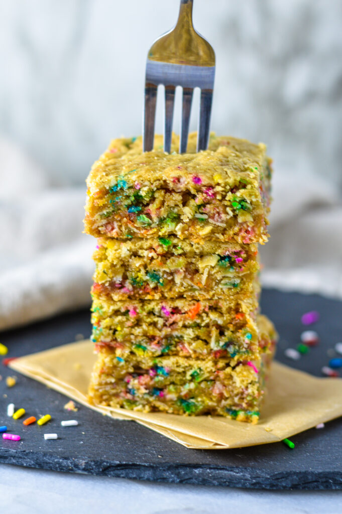 Funfetti Oat Bars