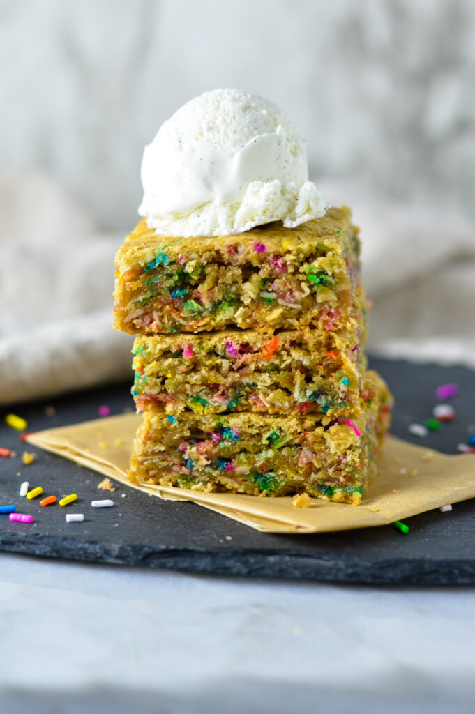 Funfetti Oat Bars