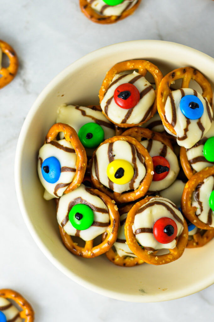 Halloween Pretzel Monster Eyes