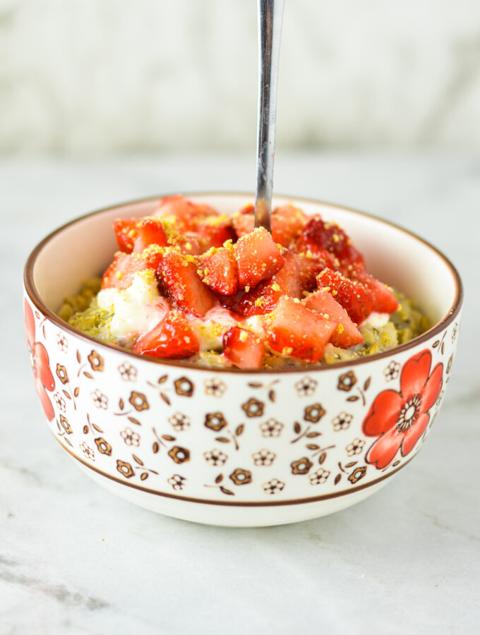 Strawberry Cheesecake Oatmeal