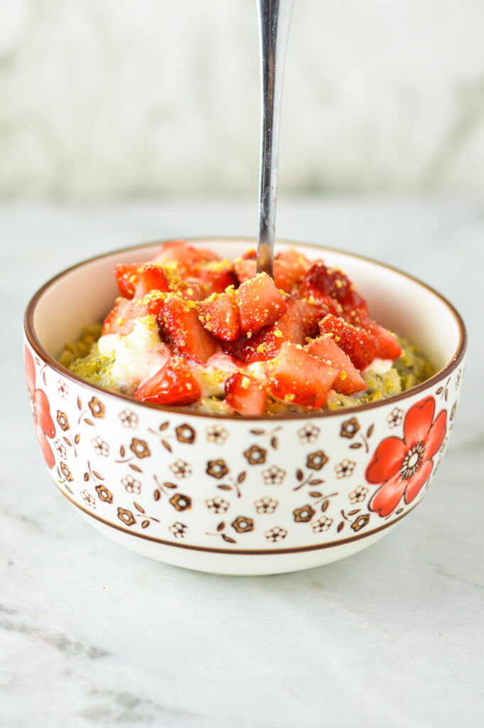 Strawberry Cheesecake Oatmeal