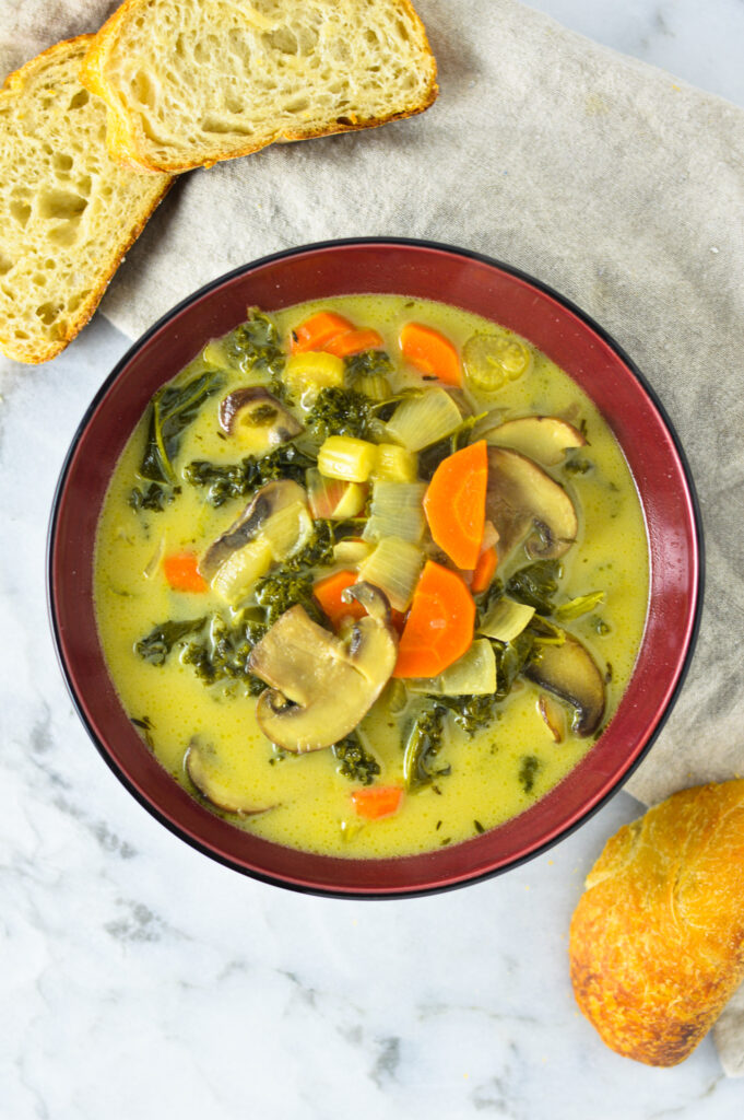 Creamy Kale and Mushroom Soup