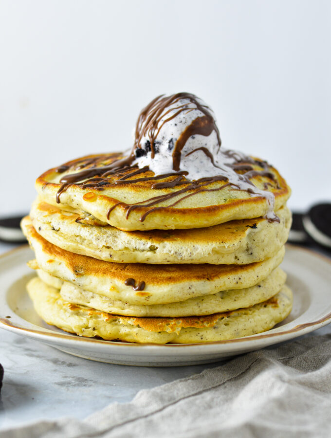 Cookies and Cream Pancakes