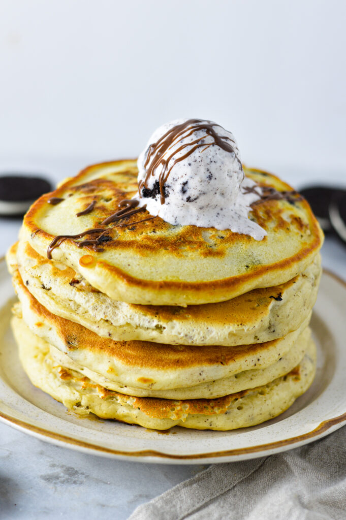 Cookies and Cream Pancakes