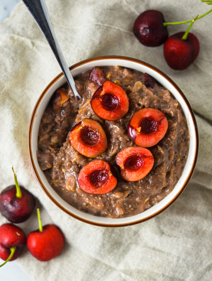 Vegan Cherry Oatmeal