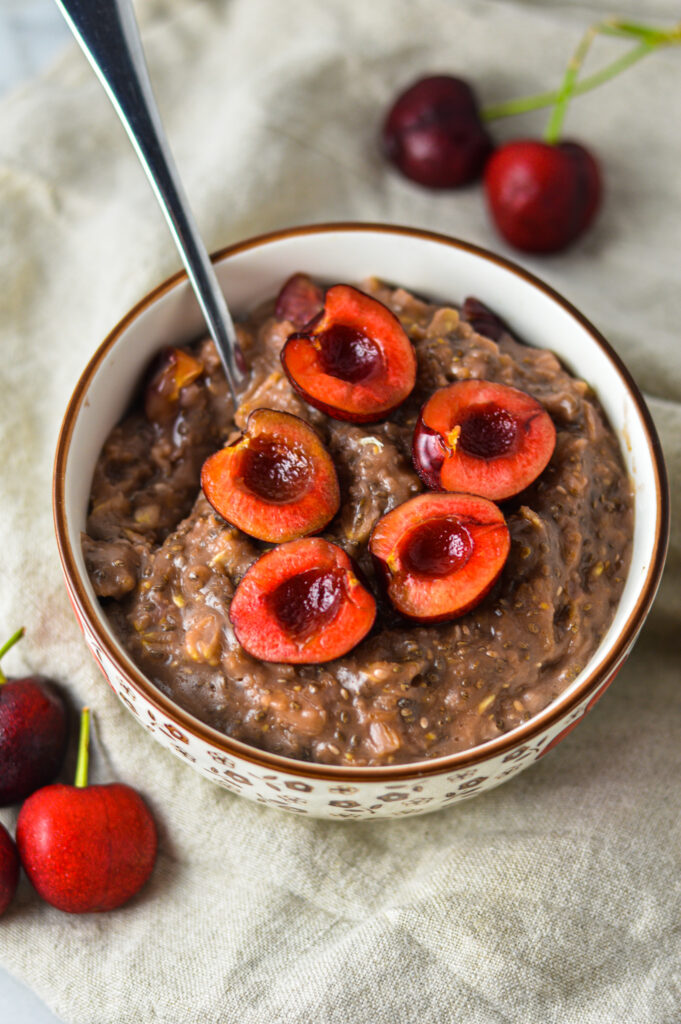 Vegan Cherry Oatmeal