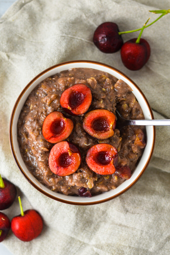 Vegan Cherry Oatmeal