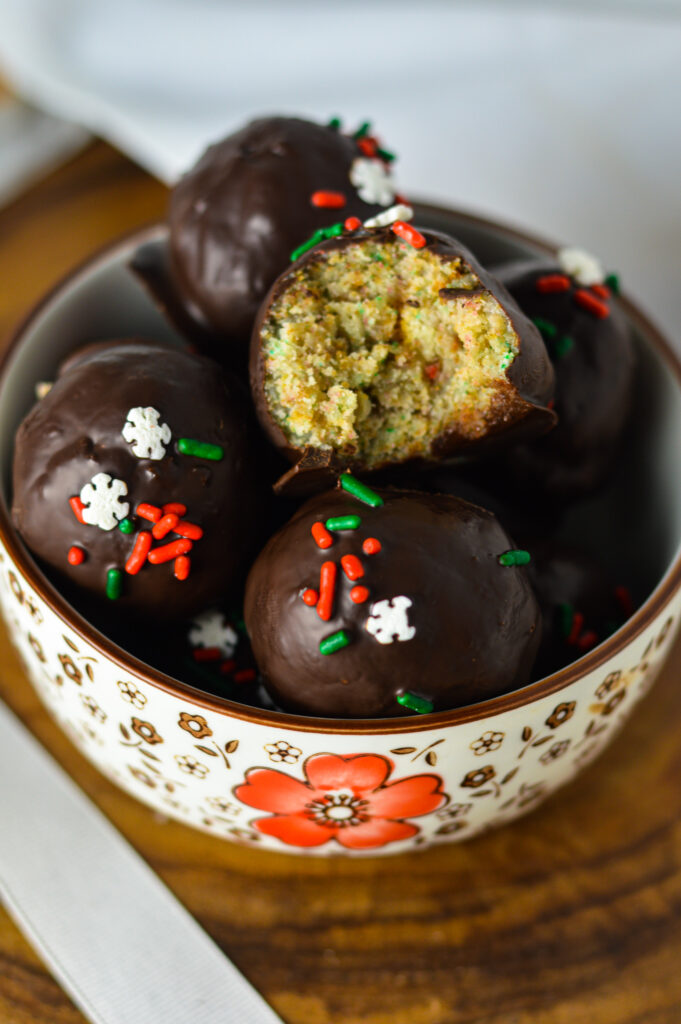 Easy Christmas Cake Balls