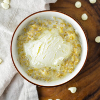 White Chocolate Cupcake Oatmeal