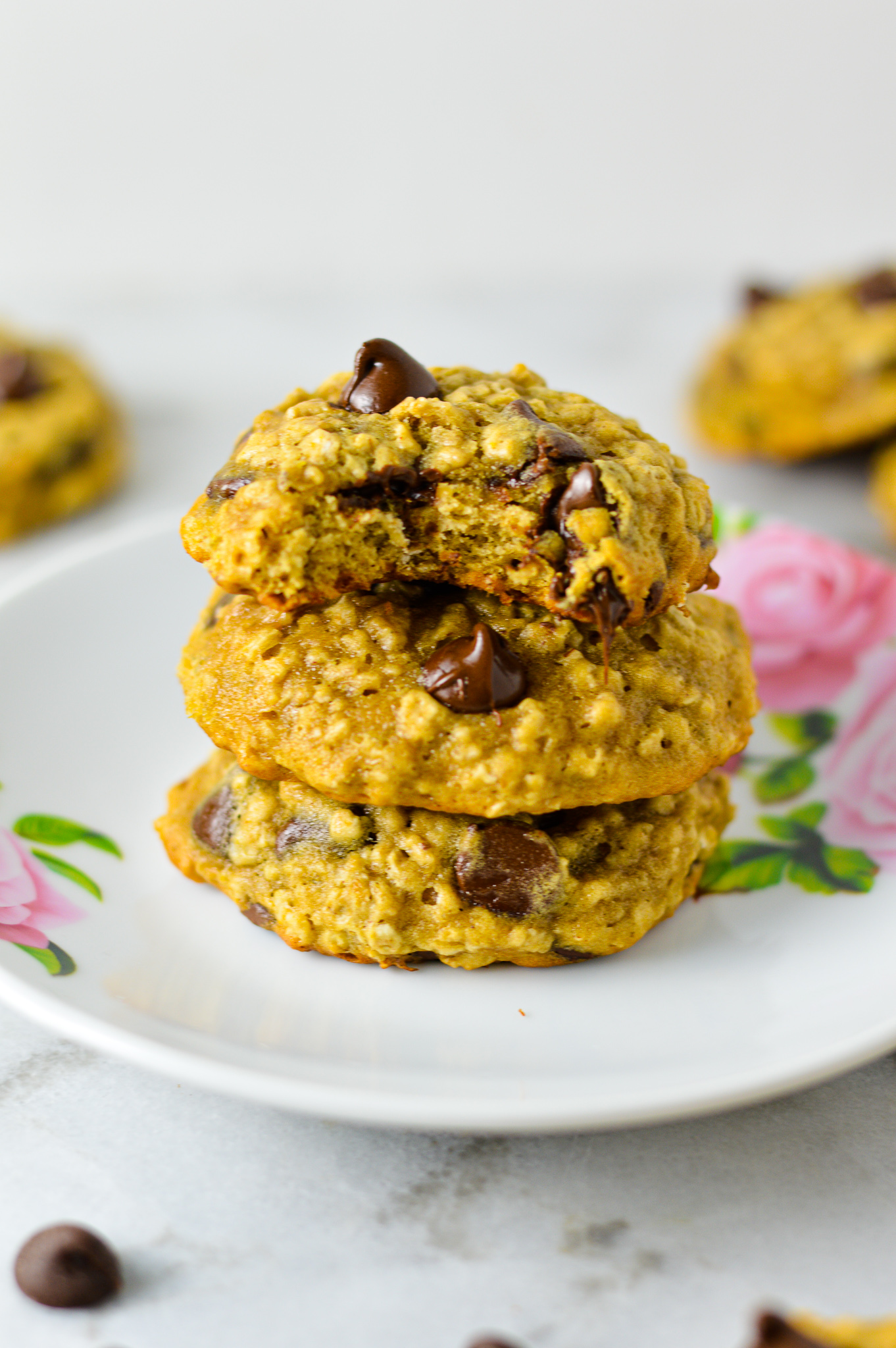 Banana Chocolate Chip Oatmeal Cookies