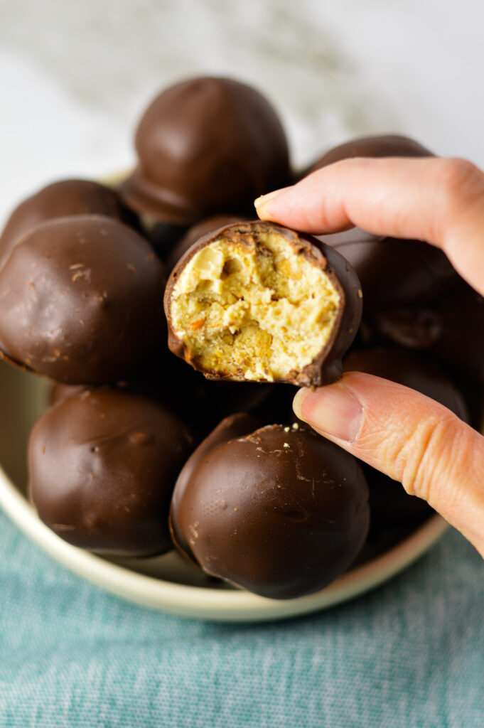 Crunchy Peanut Butter Chocolate Truffles